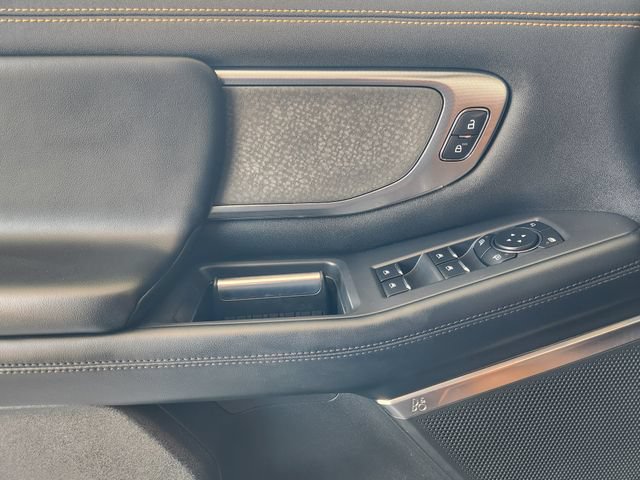 Used 2025 Ford Expedition Tremor AWD/4WD image 23