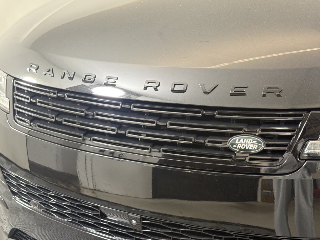 New 2027 Land Rover Range Rover Sport Dynamic SE AWD/4WD image 12