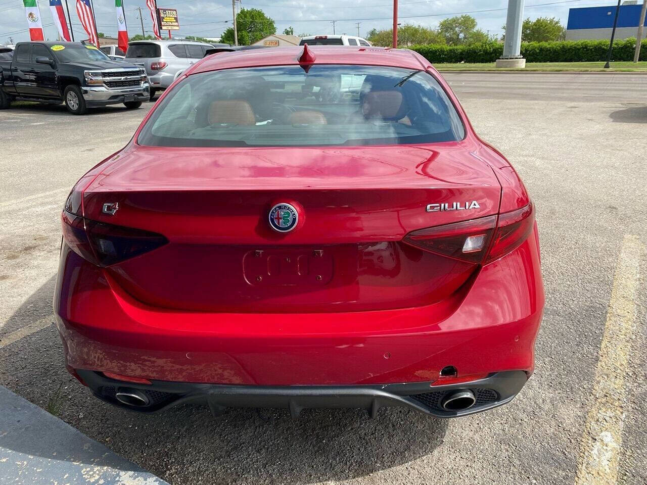 Used 2019 Alfa Romeo Giulia Sprint w/ Cold Weather Package image 7