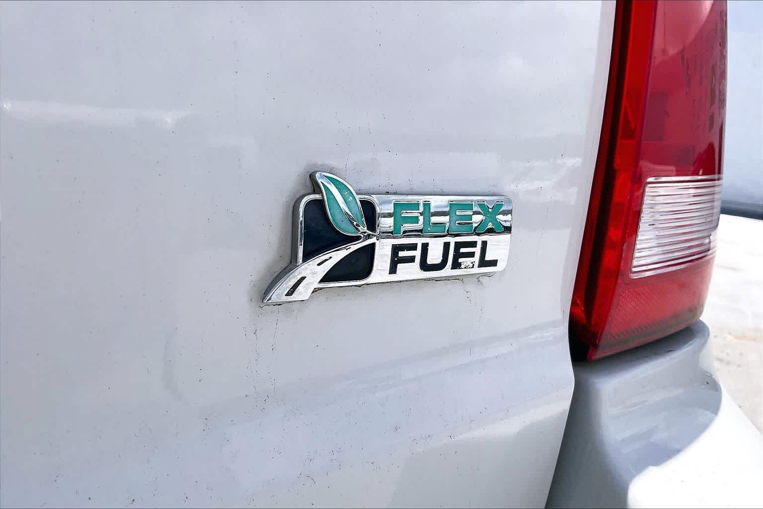 Used 2011 Ford Escape XLT w/ 203A Rapid Spec Order Code AWD/4WD image 7
