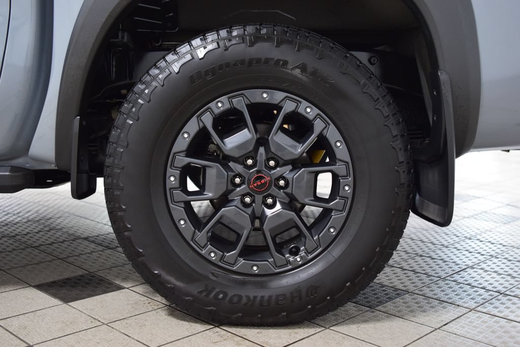 Used 2024 Nissan Frontier PRO-4X w/ Pro Premium Package AWD/4WD image 22