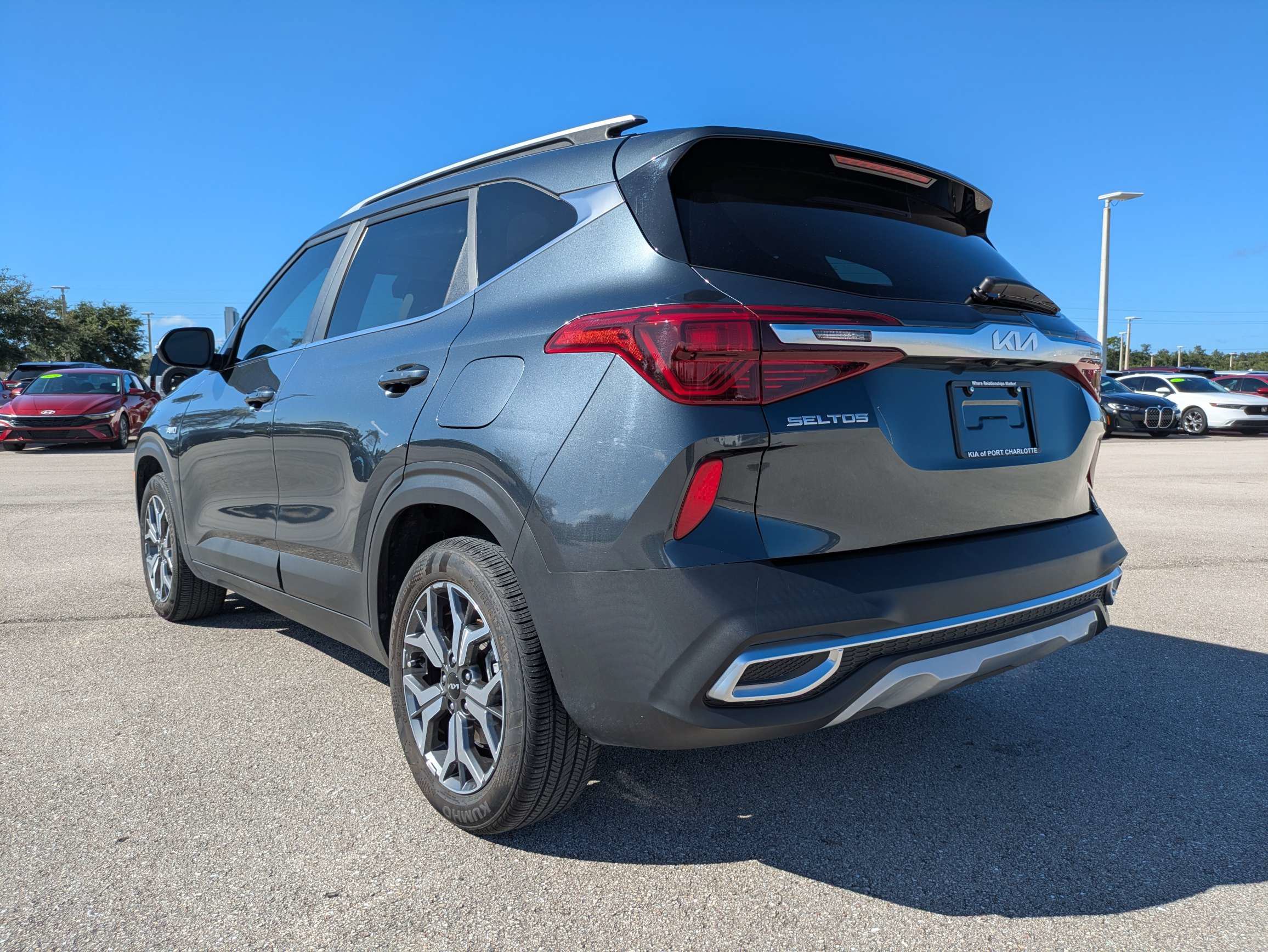 Certified 2023 Kia Seltos EX AWD/4WD image 6