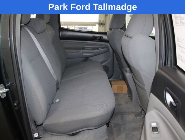 Used 2010 Toyota Tacoma 4x4 Double Cab image 24