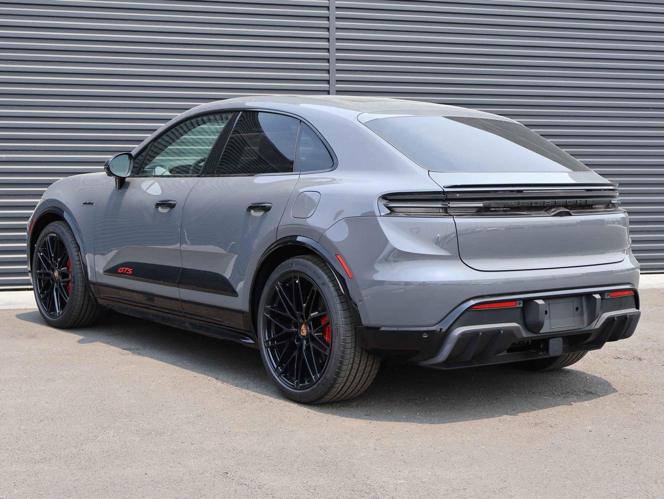 New 2026 Porsche Macan GTS Electric AWD/4WD image 3