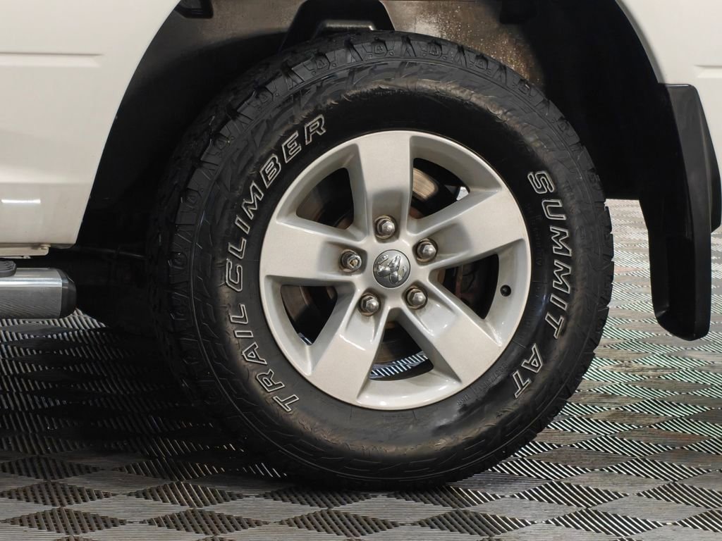 Used 2017 RAM 1500 ST w/ SXT Appearance Group AWD/4WD image 47