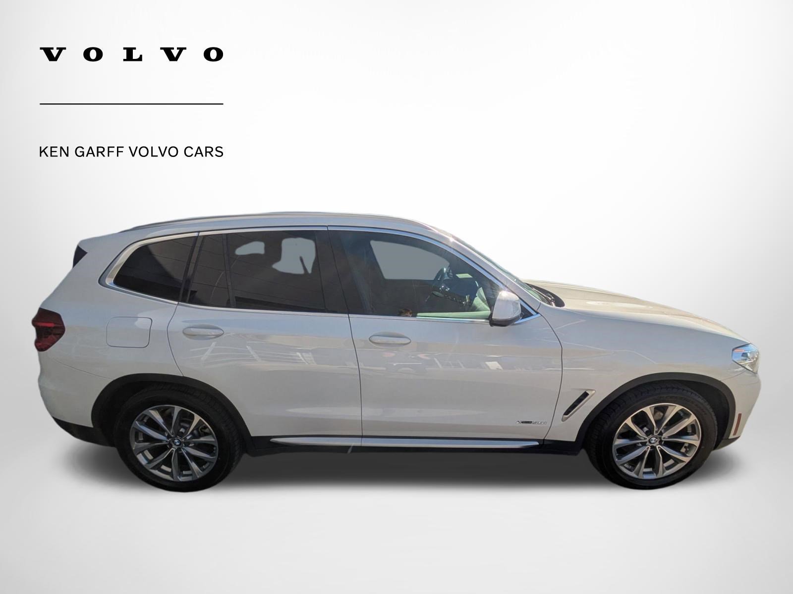 Used 2018 BMW X3 xDrive30i image 2