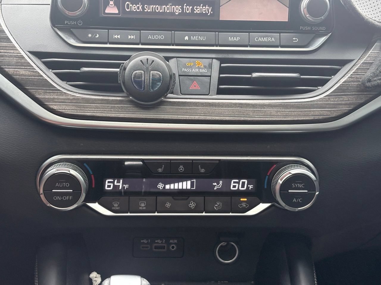Used 2019 Nissan Altima 2.0 Platinum FWD image 11