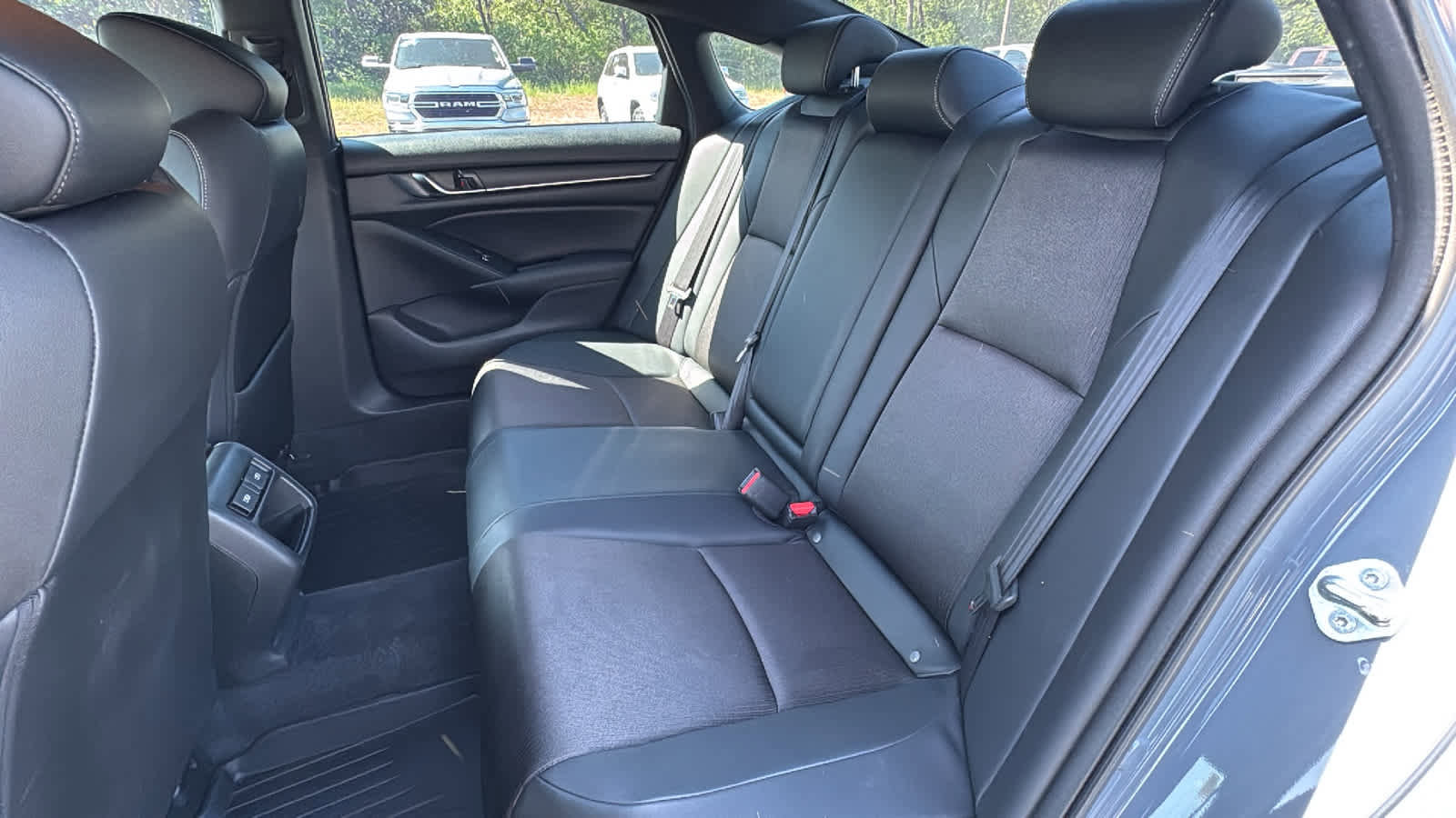 Used 2022 Honda Accord Sport image 26