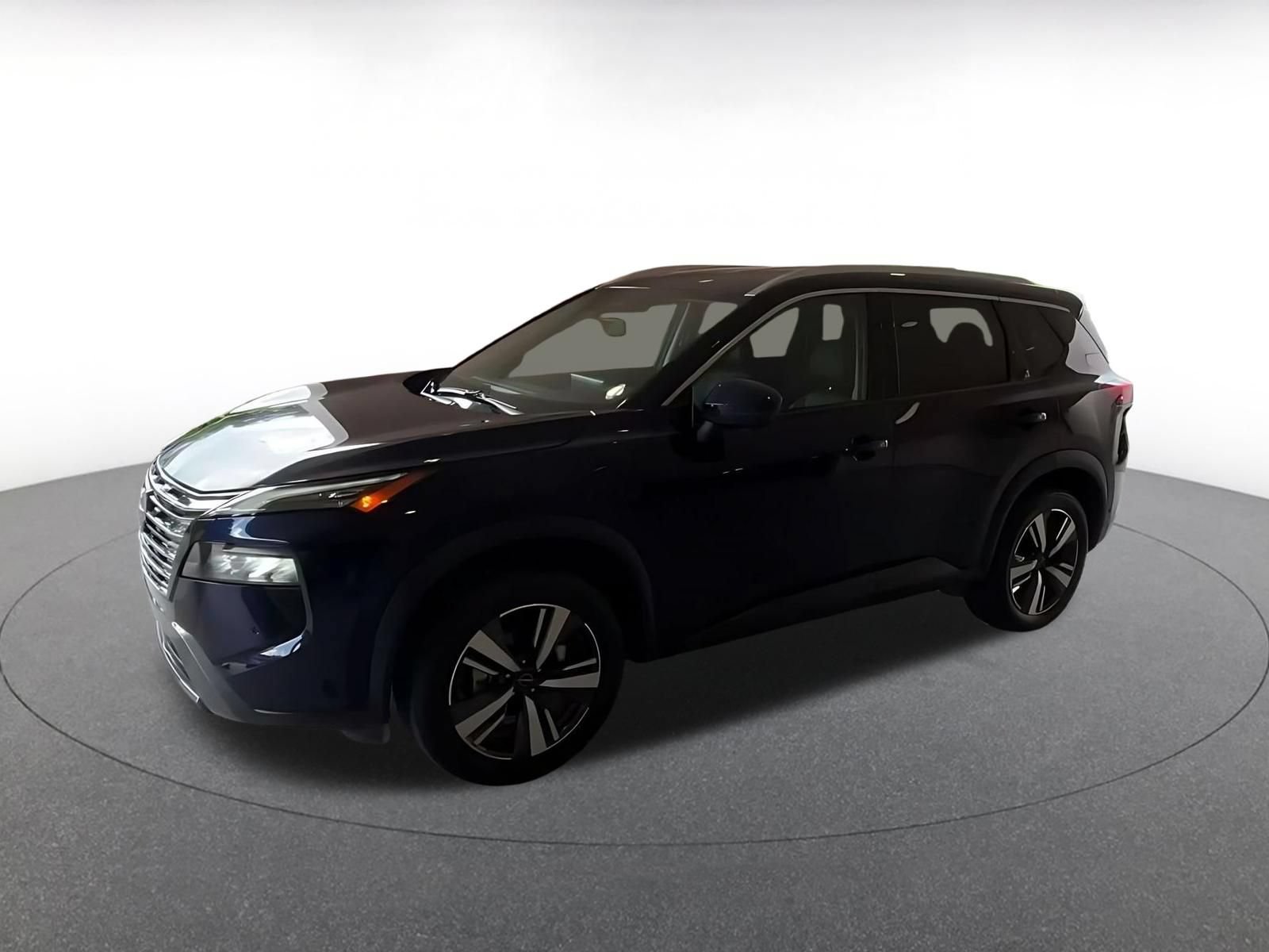 Used 2026 Nissan Rogue SL FWD image 7