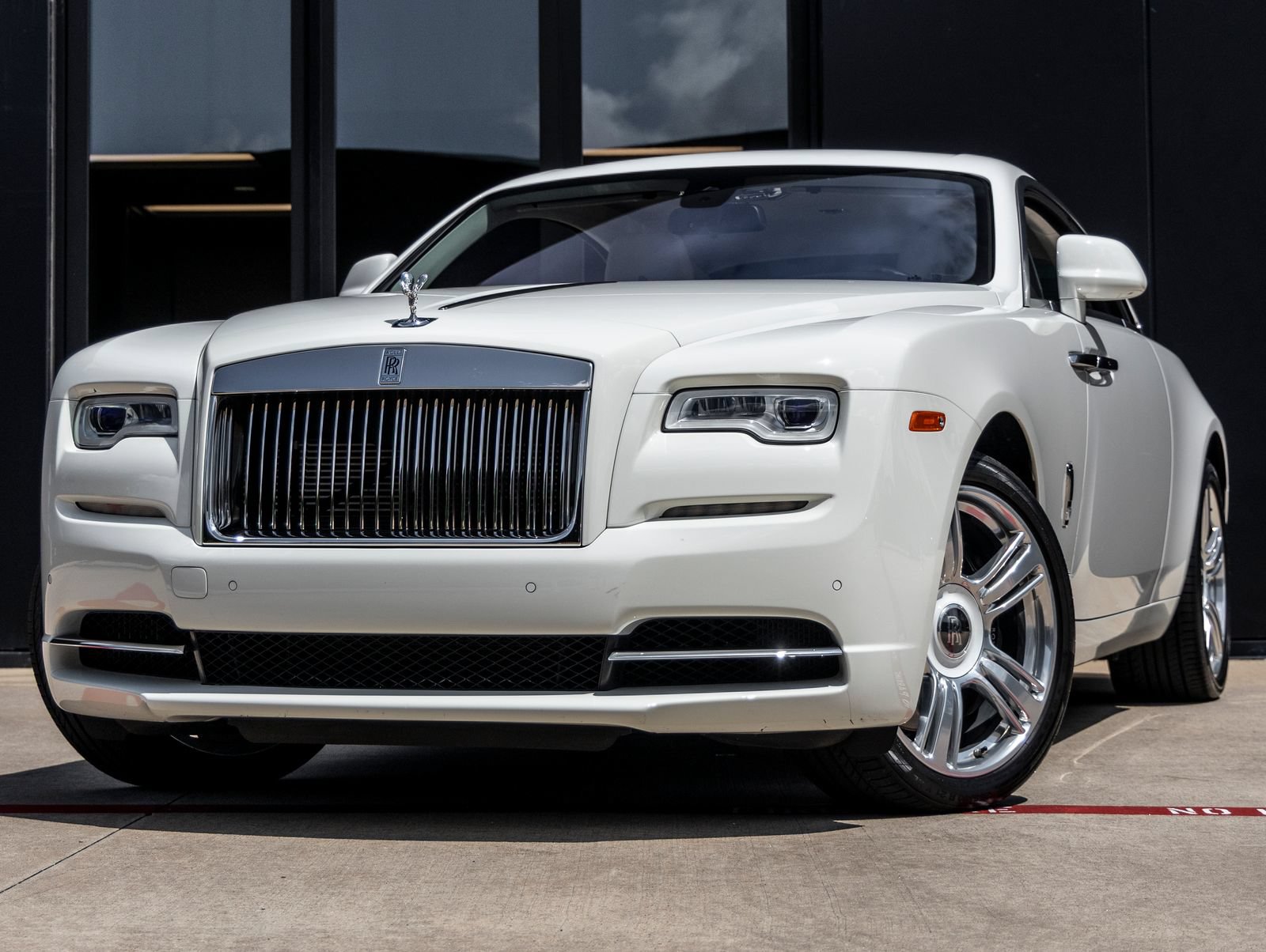 Used 2018 Rolls-Royce Wraith RWD image 1