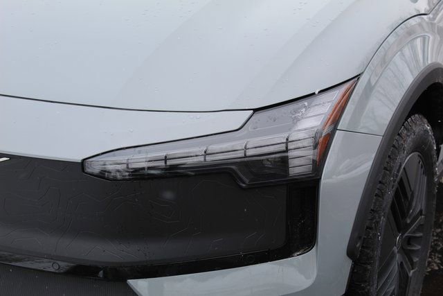 New 2026 Volvo EX30 Cross Country Ultra w/ Protection Package Premier AWD/4WD image 9