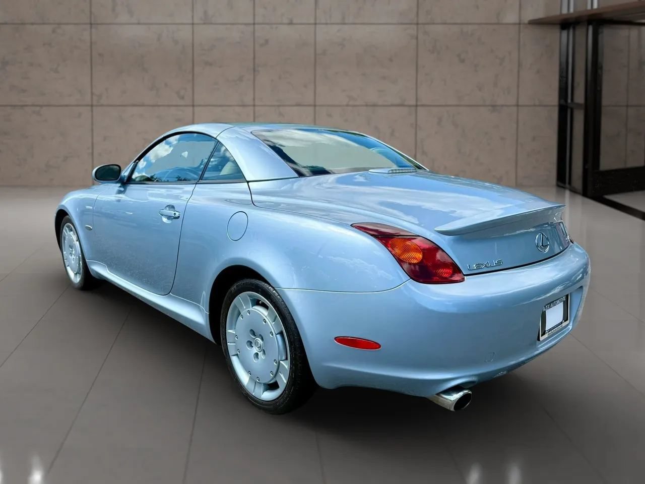 Used 2004 Lexus SC 430 Convertible RWD image 6