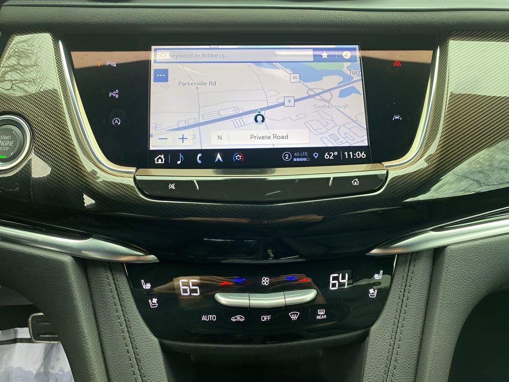 Used 2025 Cadillac XT6 Sport w/ Platinum Package image 23
