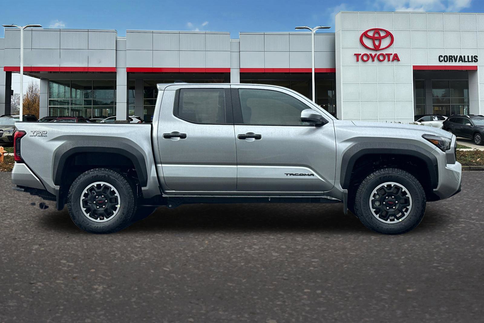 New 2025 Toyota Tacoma TRD Off-Road image 4