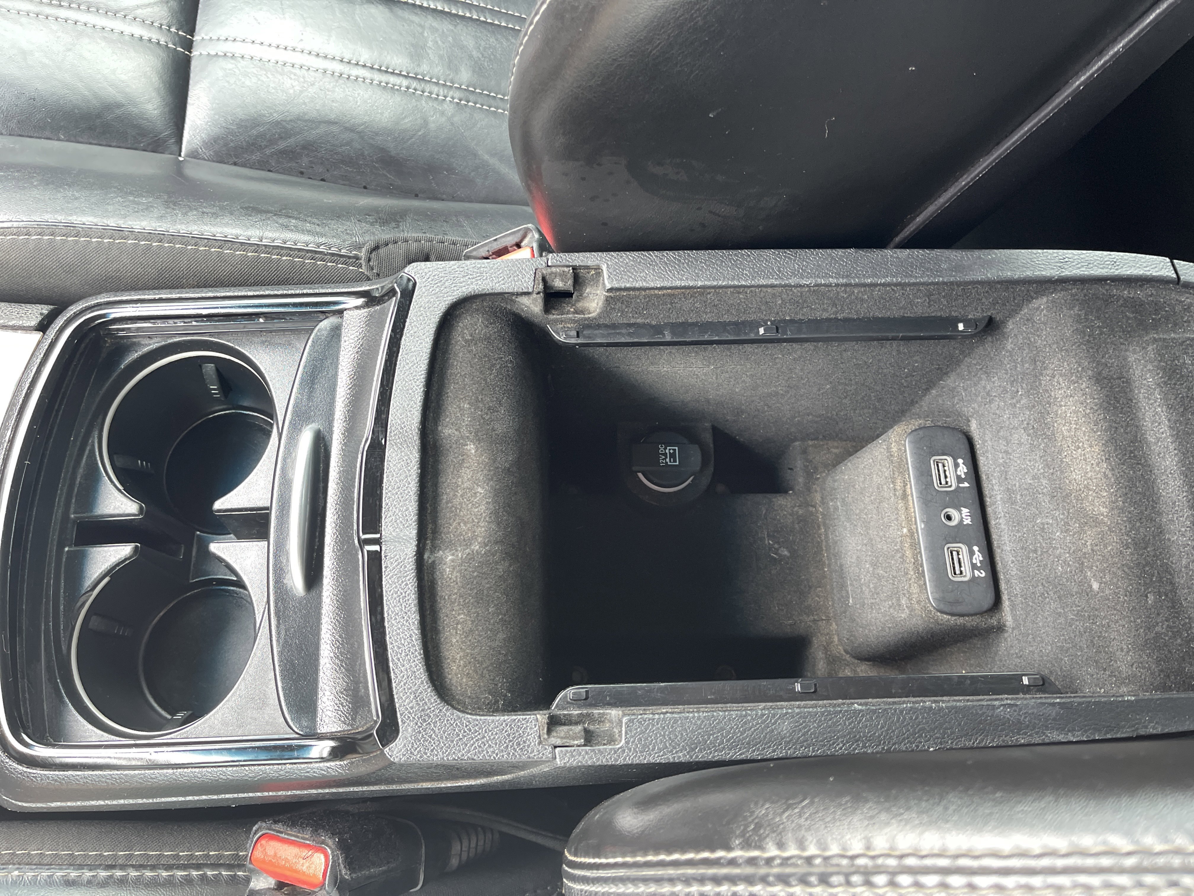 Used 2020 Chrysler 300 S RWD image 29
