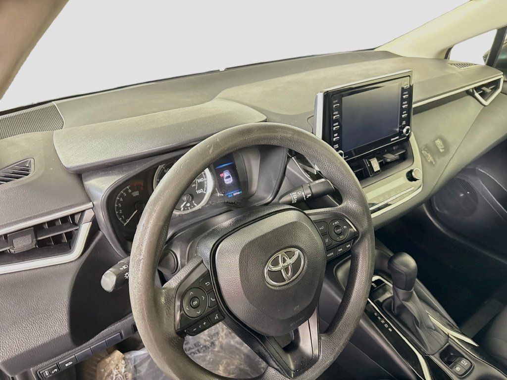 Used 2021 Toyota Corolla LE w/ LE Convenience Package FWD image 22