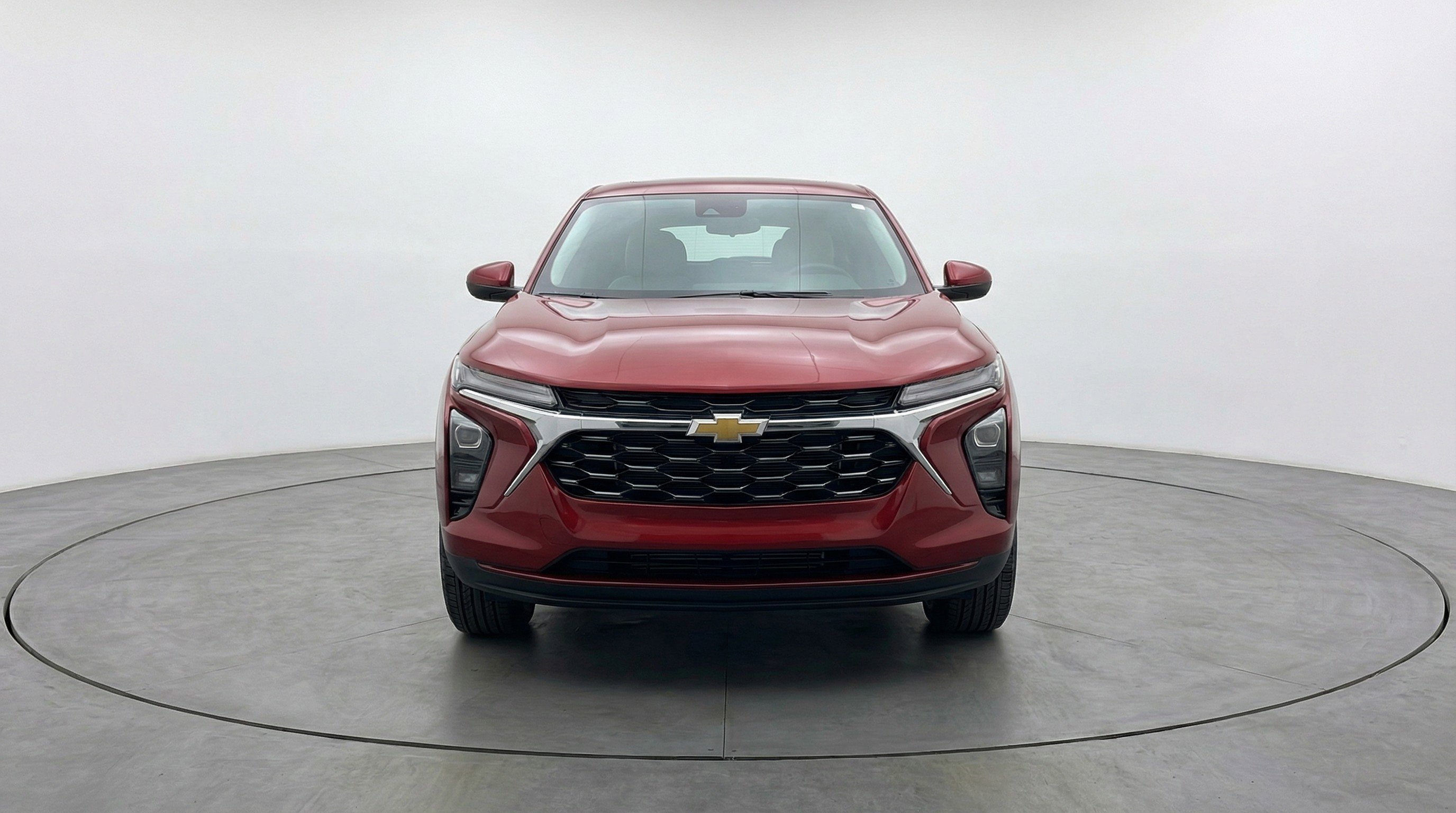 Used 2025 Chevrolet TrailBlazer LT image 2