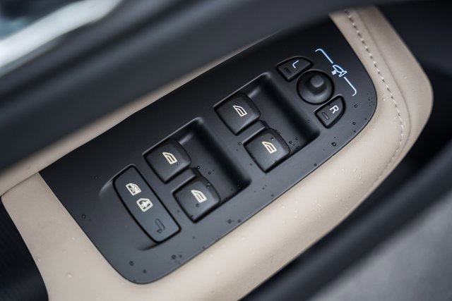 New 2026 Volvo XC60 B5 Plus w/ Protection Package Premier image 35