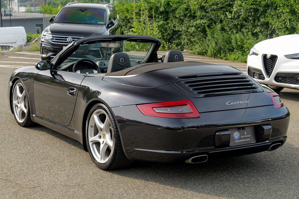 Used 2006 Porsche 911 Carrera RWD image 19