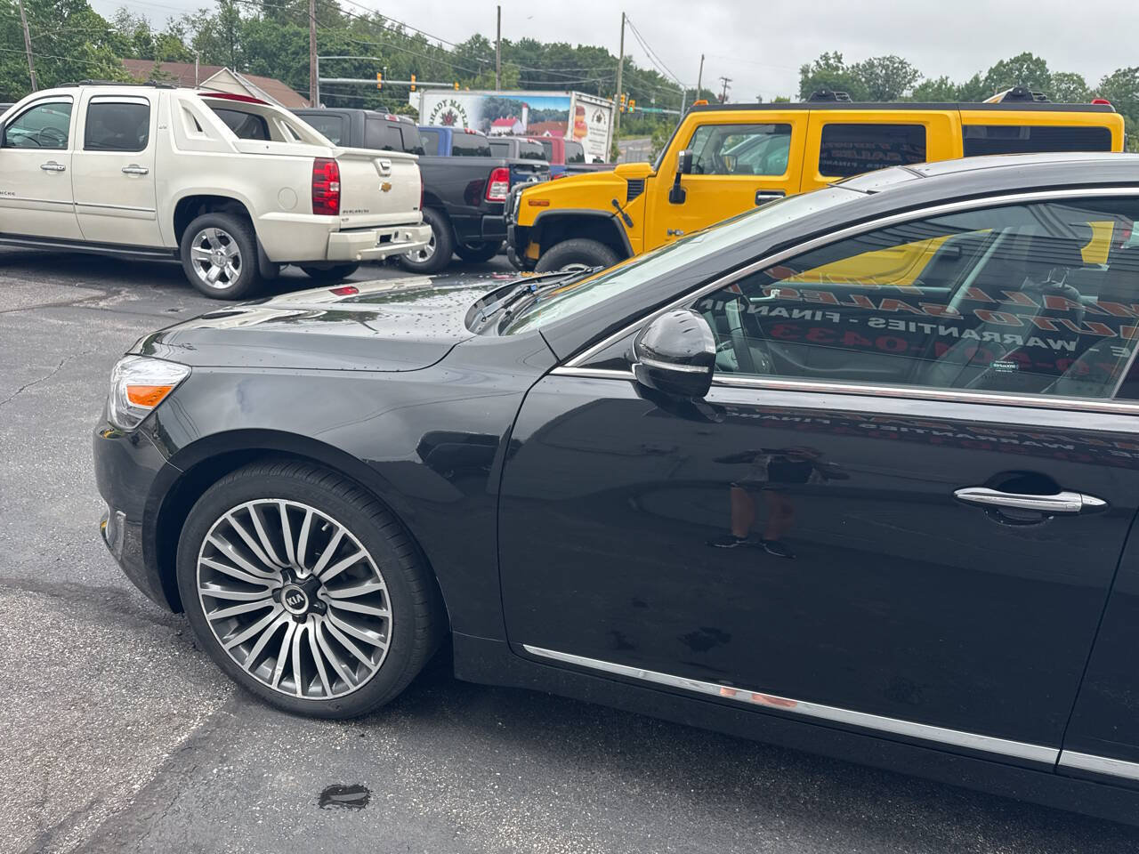 Used 2015 Kia Cadenza Premium w/ Technology Package FWD image 4