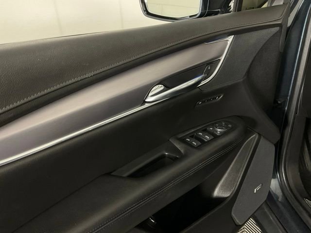 Used 2019 Cadillac XT5 Premium Luxury w/ Driver Assist Package AWD/4WD image 26