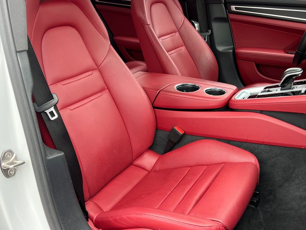 Used 2023 Porsche Panamera 4 Platinum Edition w/ Assistance Package image 23