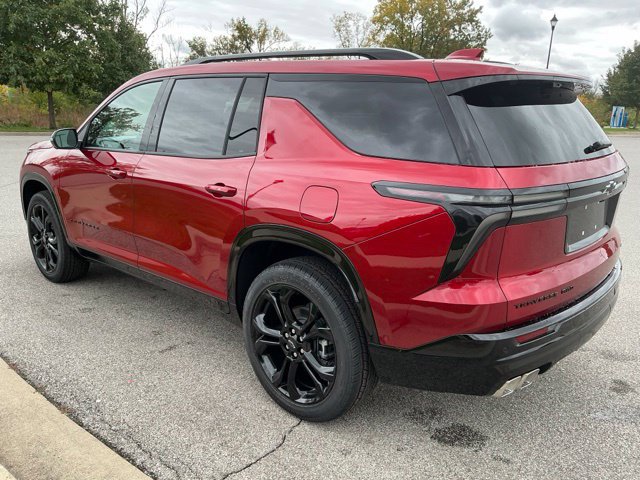 New 2027 Chevrolet Traverse RS w/ LPO, Floor Liner Package AWD/4WD image 4