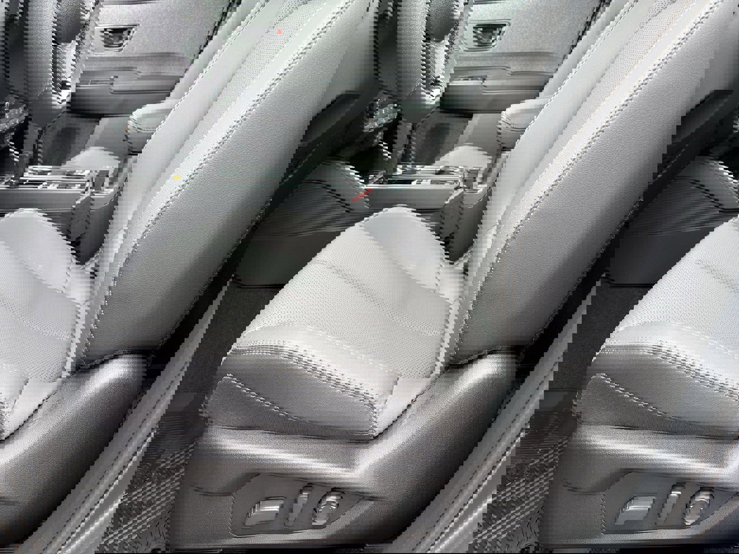 New 2026 Subaru Outback Limited image 30