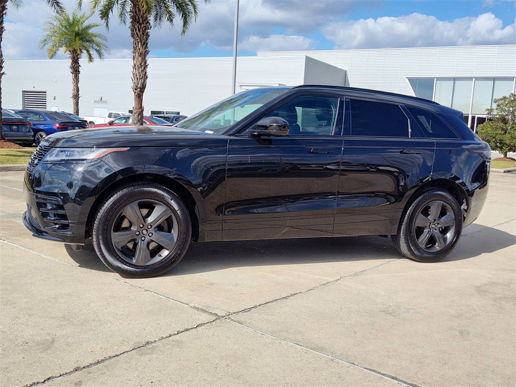 Used 2025 Land Rover Range Rover Velar Dynamic SE image 3