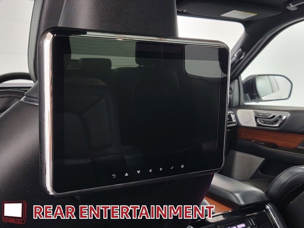 Used 2018 Lincoln Navigator Reserve w/ Technology Package AWD/4WD image 29