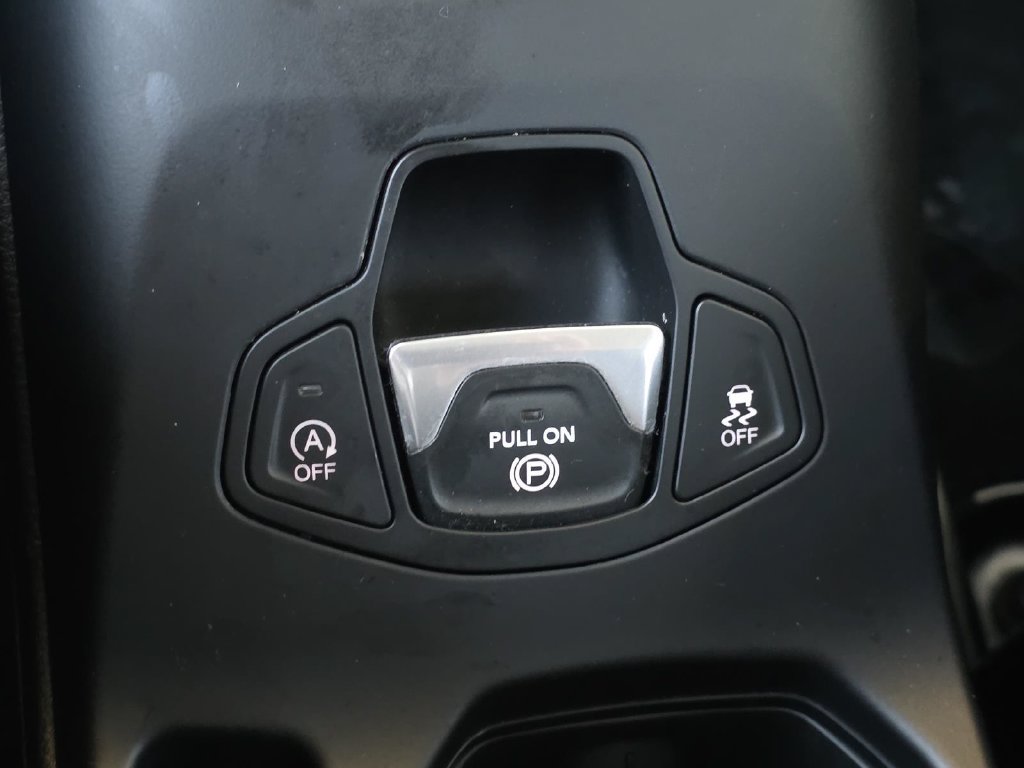 Used 2023 Jeep Renegade Limited AWD/4WD image 22