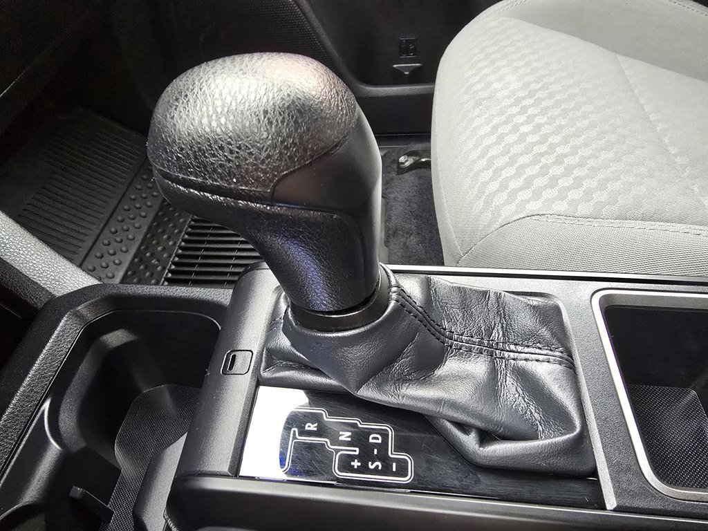 Used 2022 Toyota Tacoma SR w/ SX Package AWD/4WD image 22
