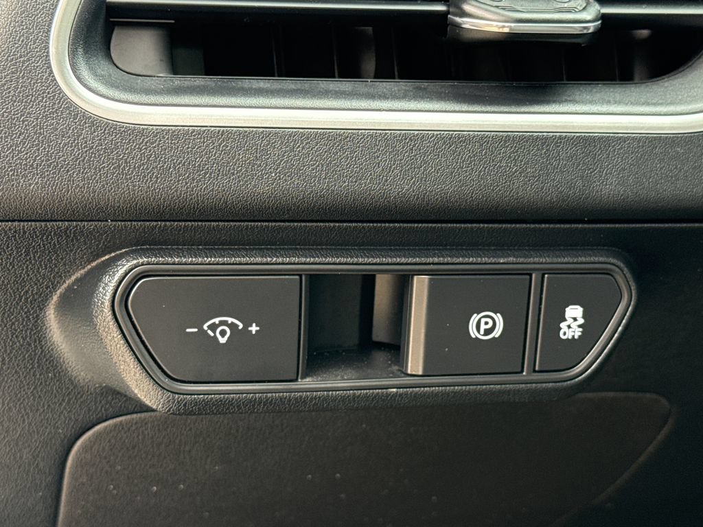 Used 2025 Kia K4 FWD image 22