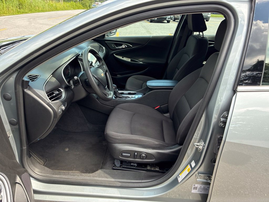 Used 2024 Chevrolet Malibu LT FWD image 10