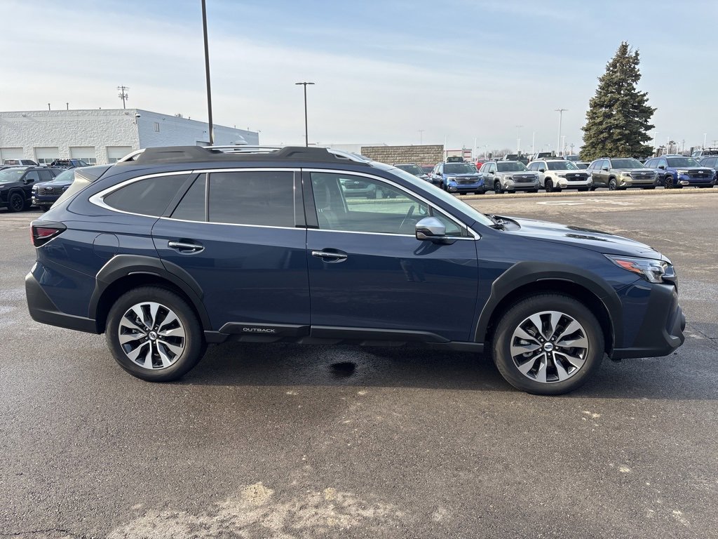 Used 2025 Subaru Outback Touring image 2