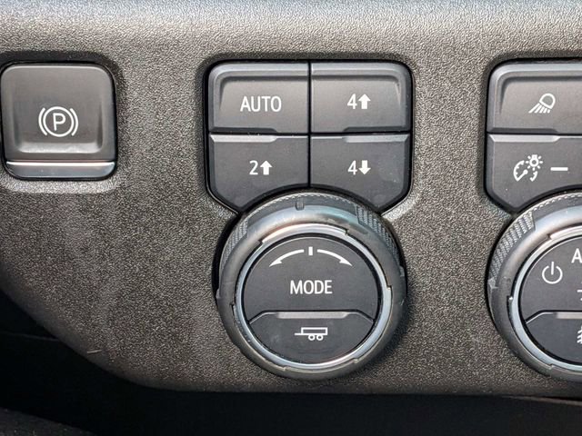 Used 2024 Chevrolet Silverado 1500 LTZ AWD/4WD image 26