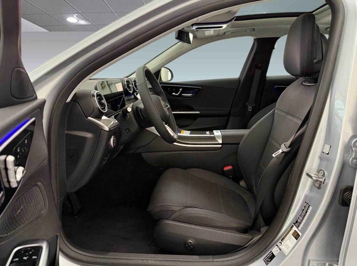 New 2026 Mercedes-Benz C 300 Sedan image 5