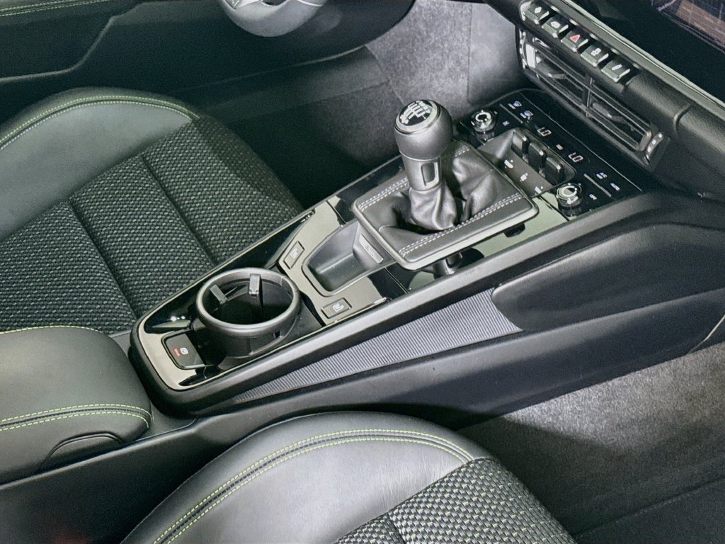 Certified 2023 Porsche 911 Carrera T RWD image 19