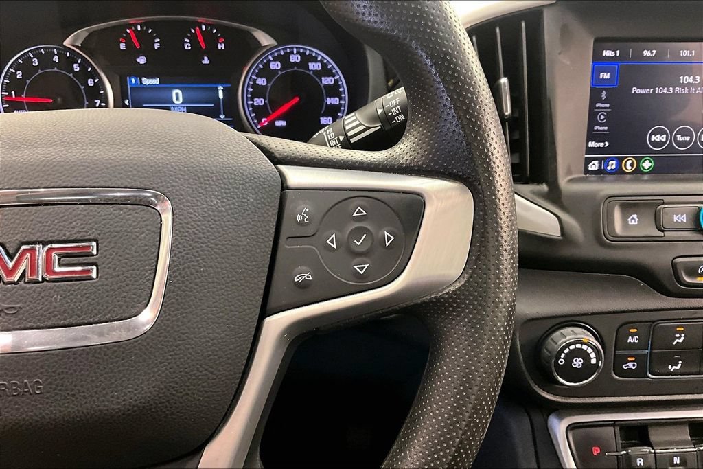 Used 2024 GMC Terrain SLE FWD image 18