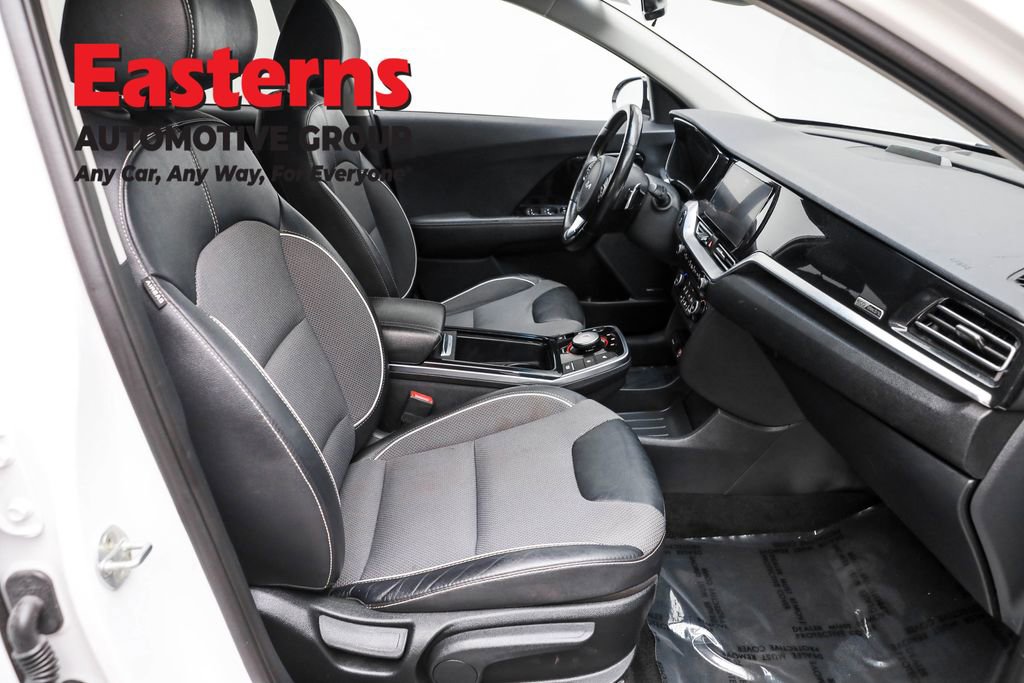 Used 2022 Kia Niro EX w/ Cold Weather Package image 23