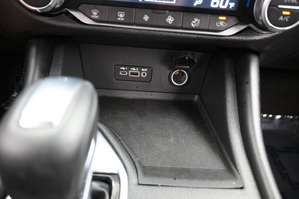 Used 2020 Nissan Sentra SR w/ Electronics Package FWD image 25