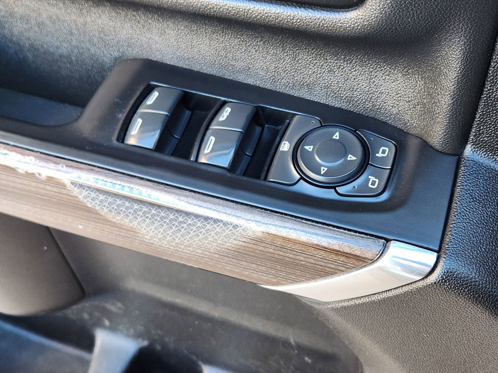 Used 2021 Chevrolet Silverado 2500 LT w/ Z71 Off-Road Package AWD/4WD image 27