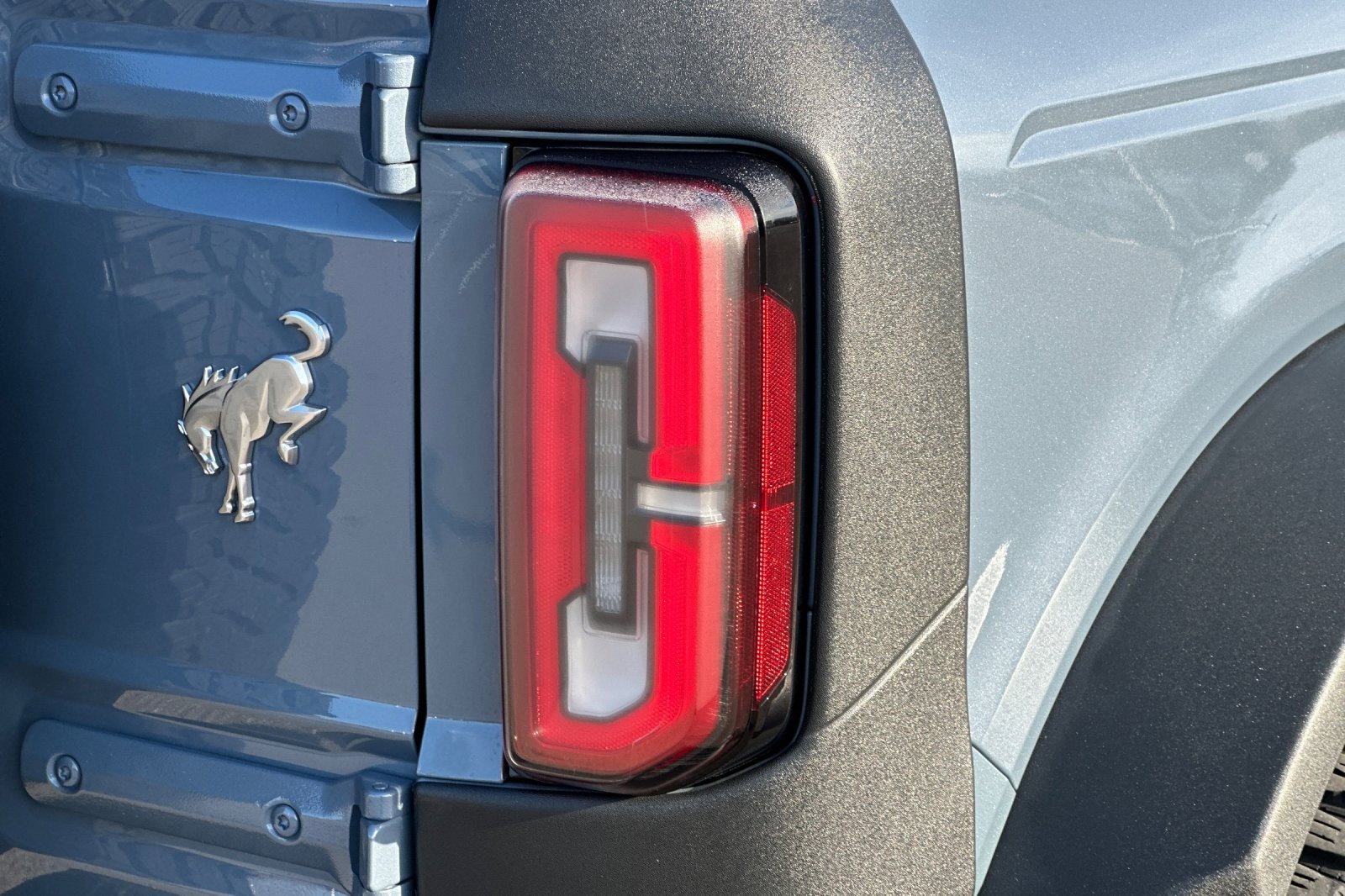 Used 2023 Ford Bronco Badlands image 49