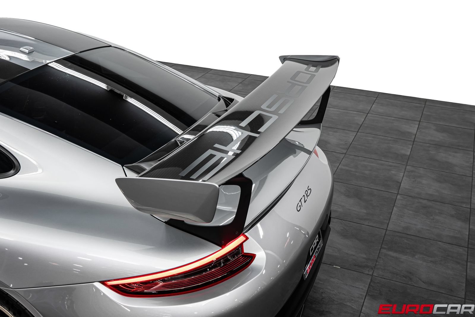 Used 2018 Porsche 911 GT2 RS RWD image 25