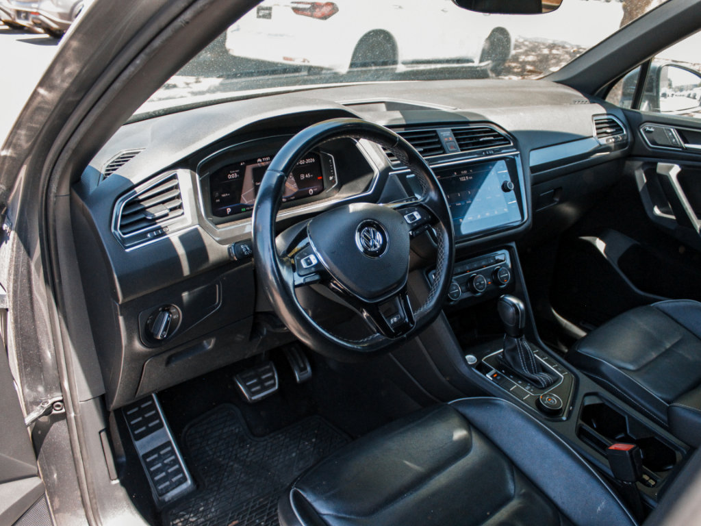 Used 2021 Volkswagen Tiguan SEL Premium R-Line AWD/4WD image 9