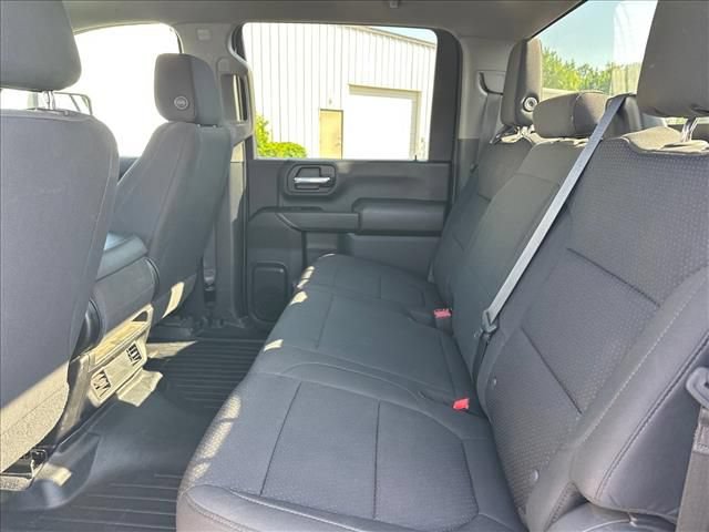 Certified 2022 Chevrolet Silverado 2500 Custom w/ Gooseneck/5TH Wheel Package AWD/4WD image 16