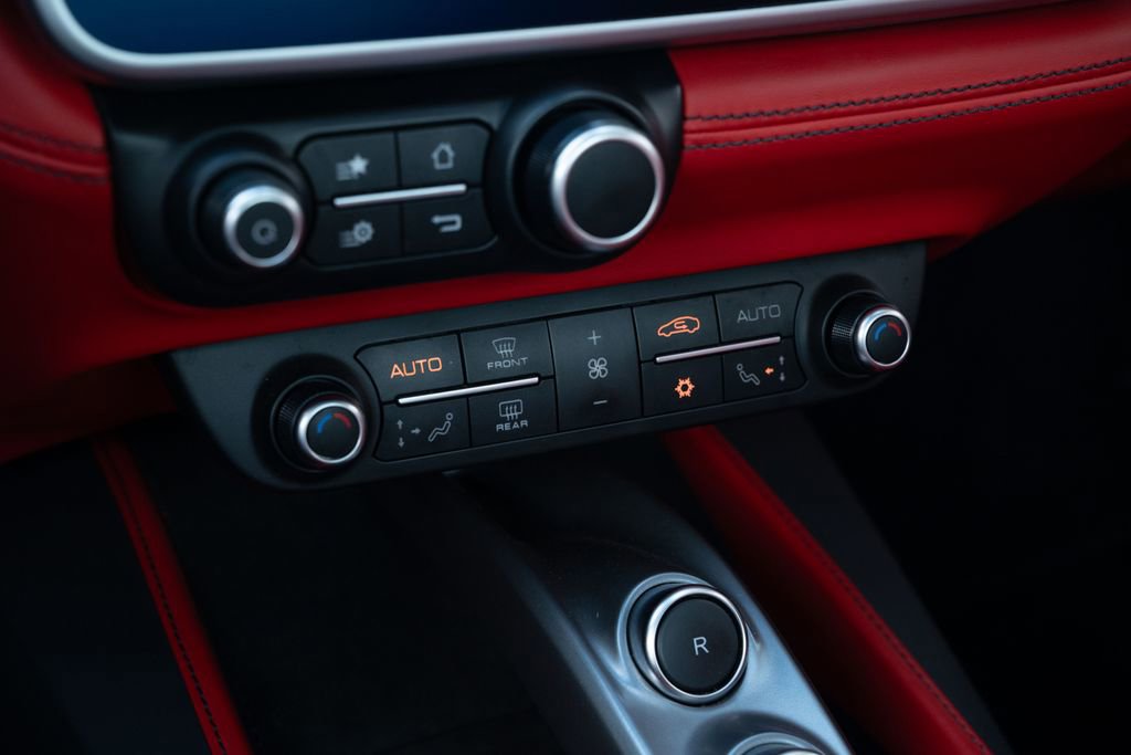 Used 2019 Ferrari Portofino image 48