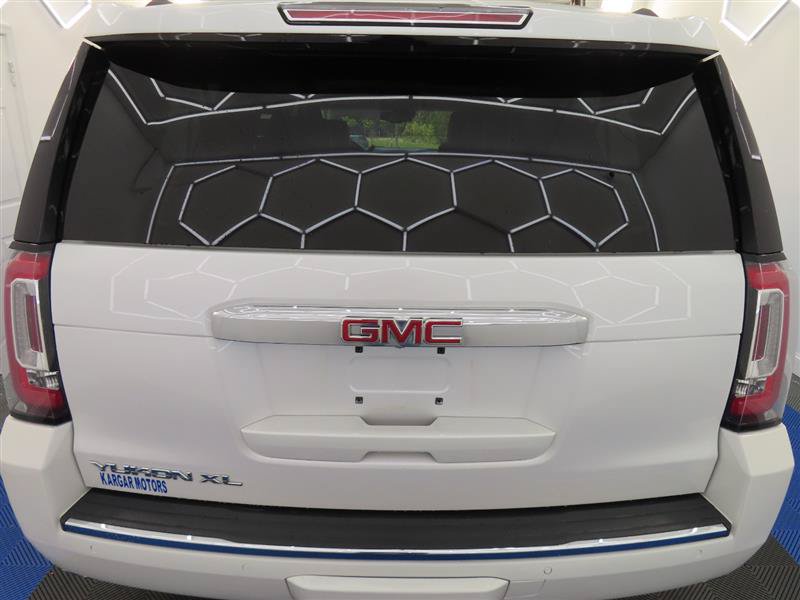 Used 2020 GMC Yukon XL Denali AWD/4WD image 11