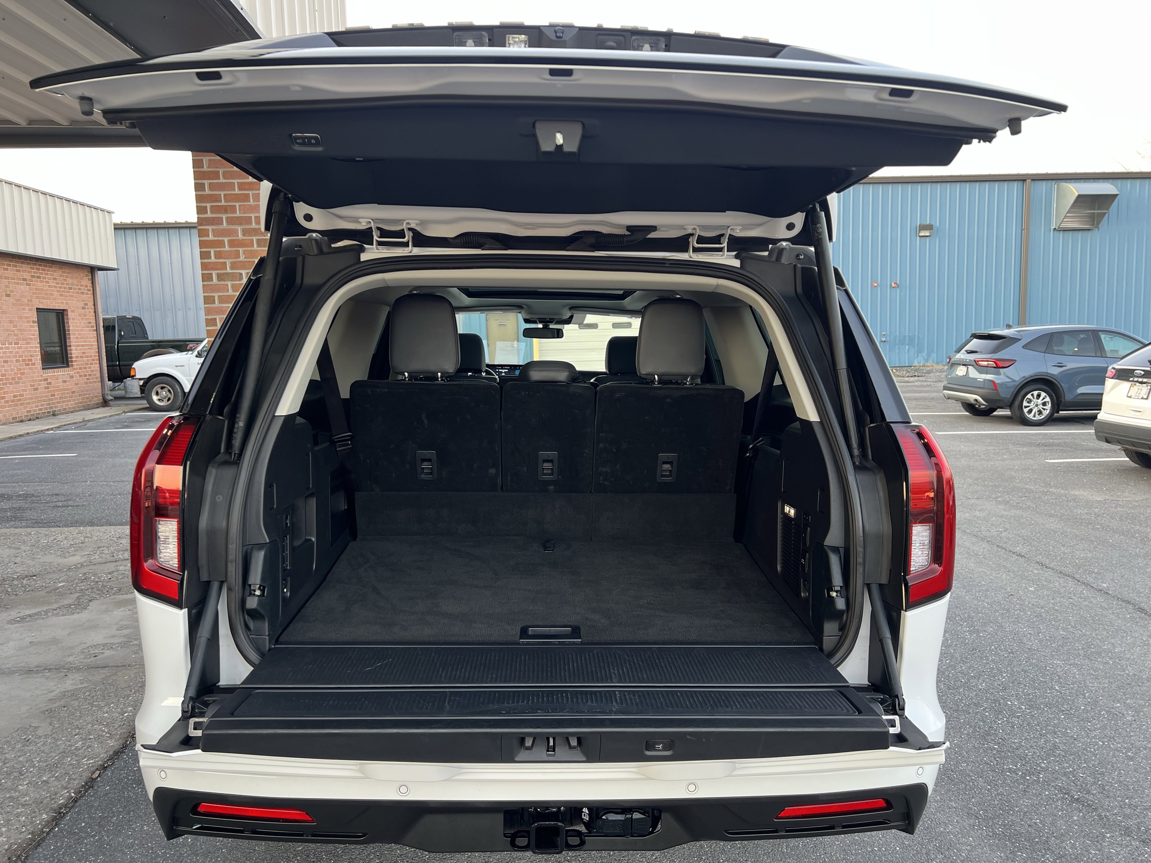 Used 2025 Ford Expedition Max Active AWD/4WD image 50