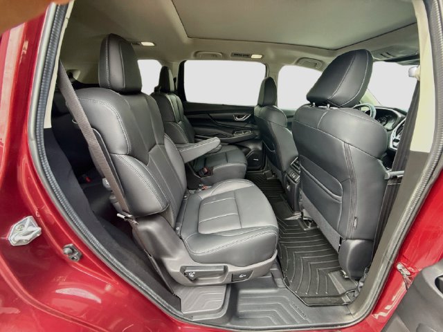 Used 2025 Subaru Ascent Limited AWD/4WD image 32